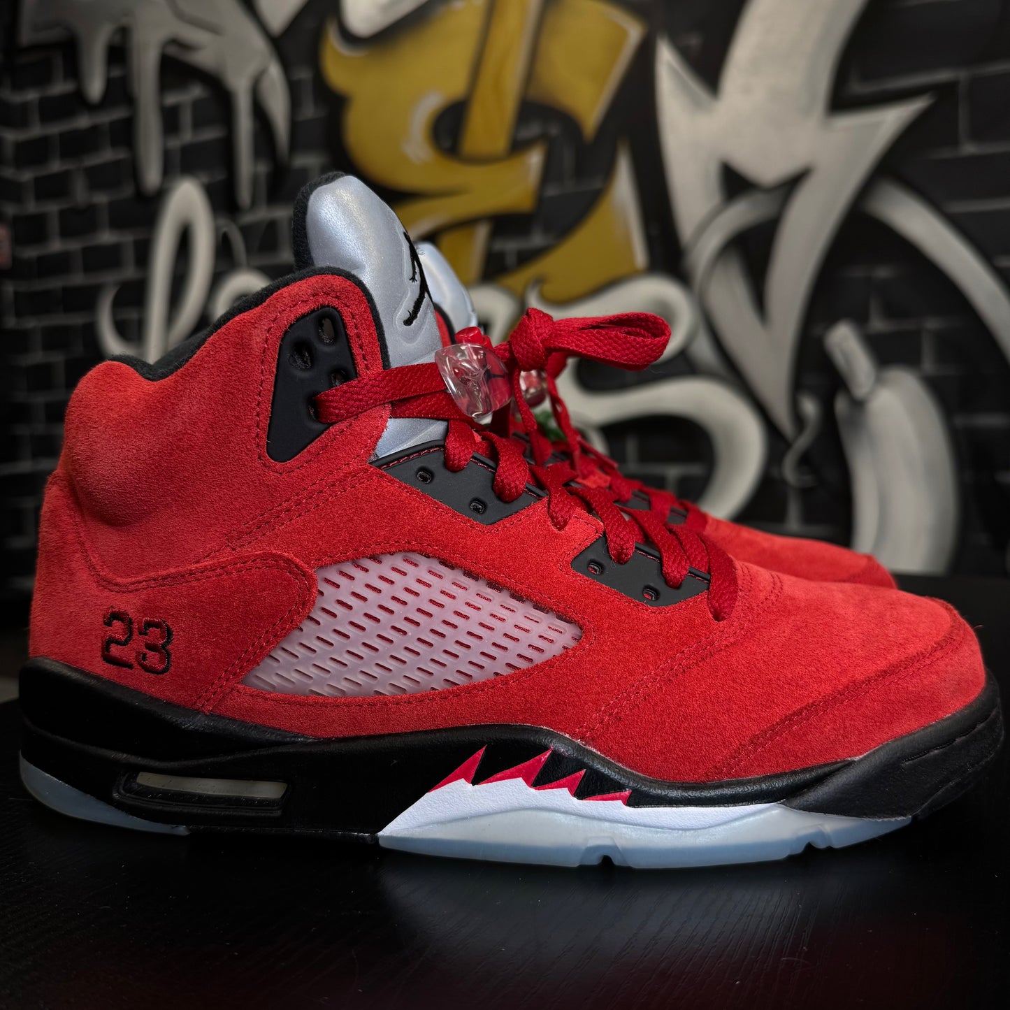 Jordan 5 Raging Bull (2021)