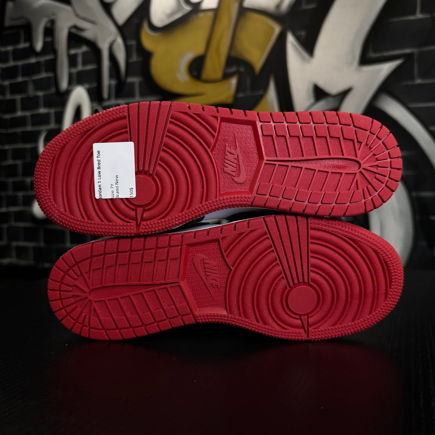 Jordan 1 Low Bred Toe