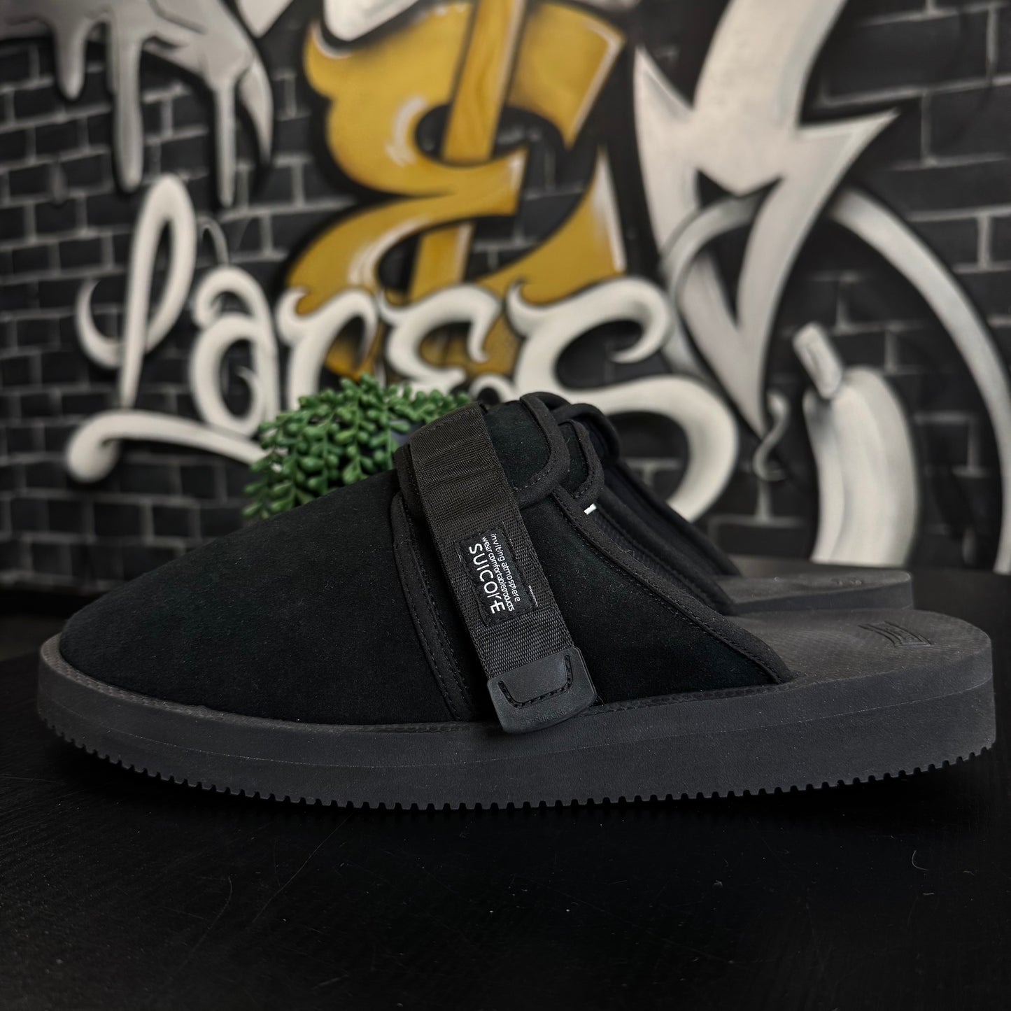 Suicoke Black Slippers
