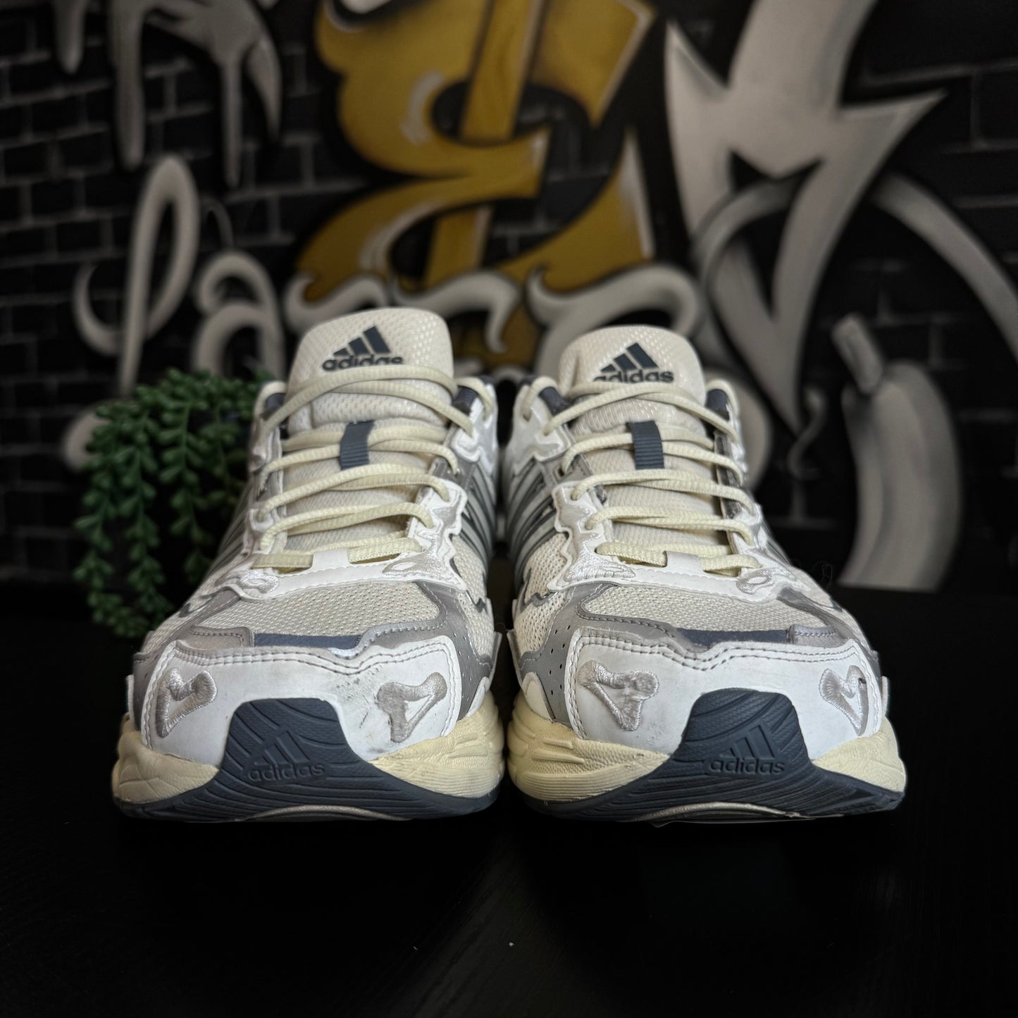 Adidas Response CL Bad Bunny Wonder White
