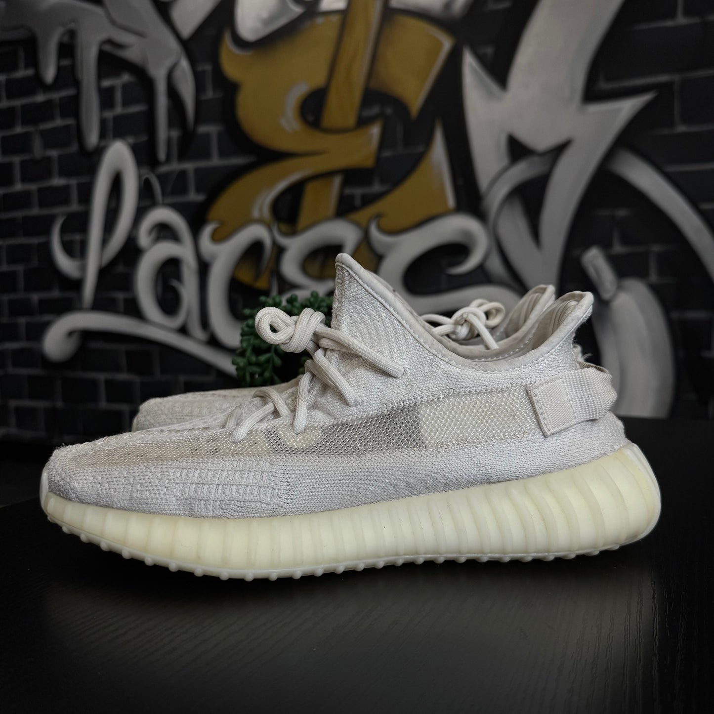Yeezy 350 V2 Bone