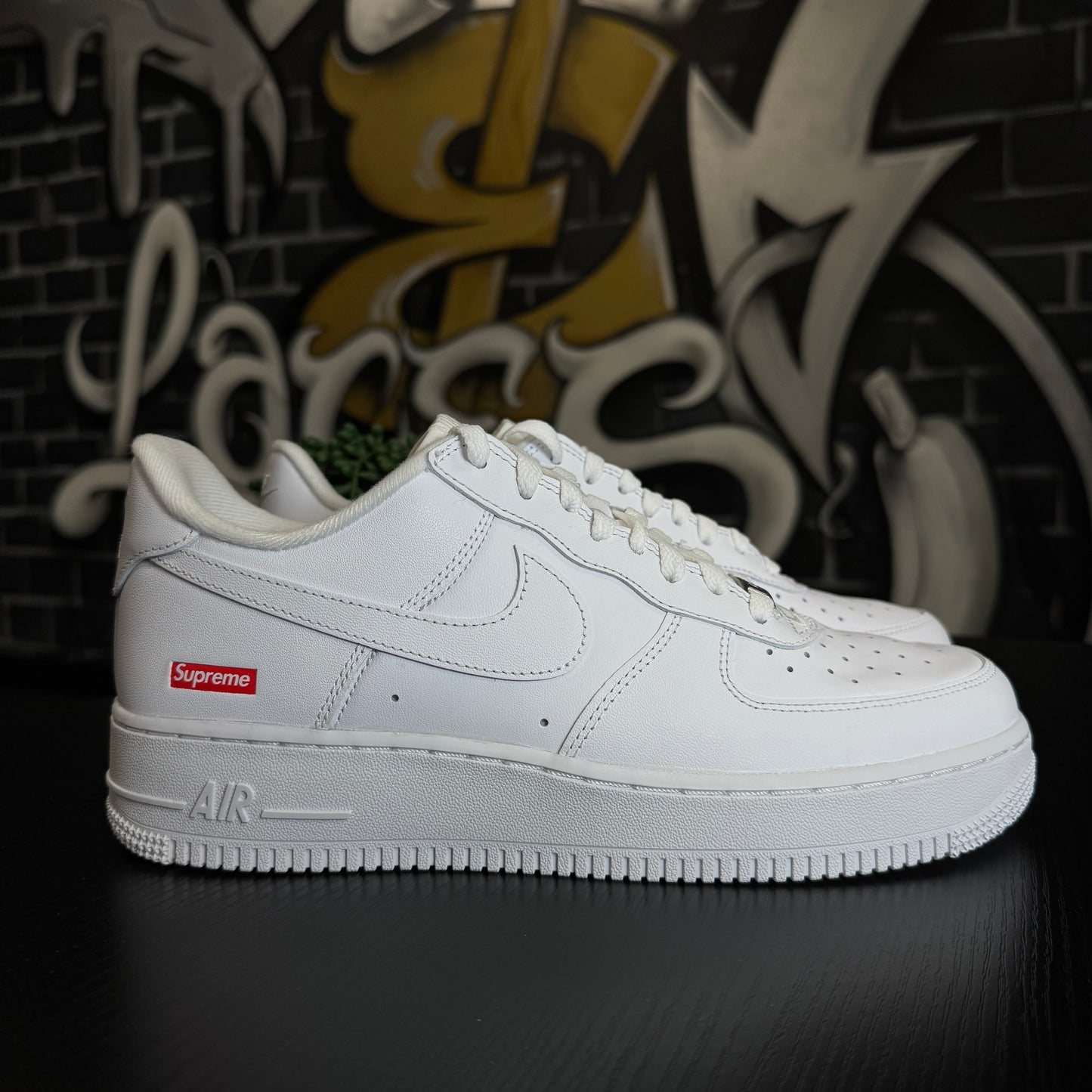 Nike Air Force 1 Supreme White