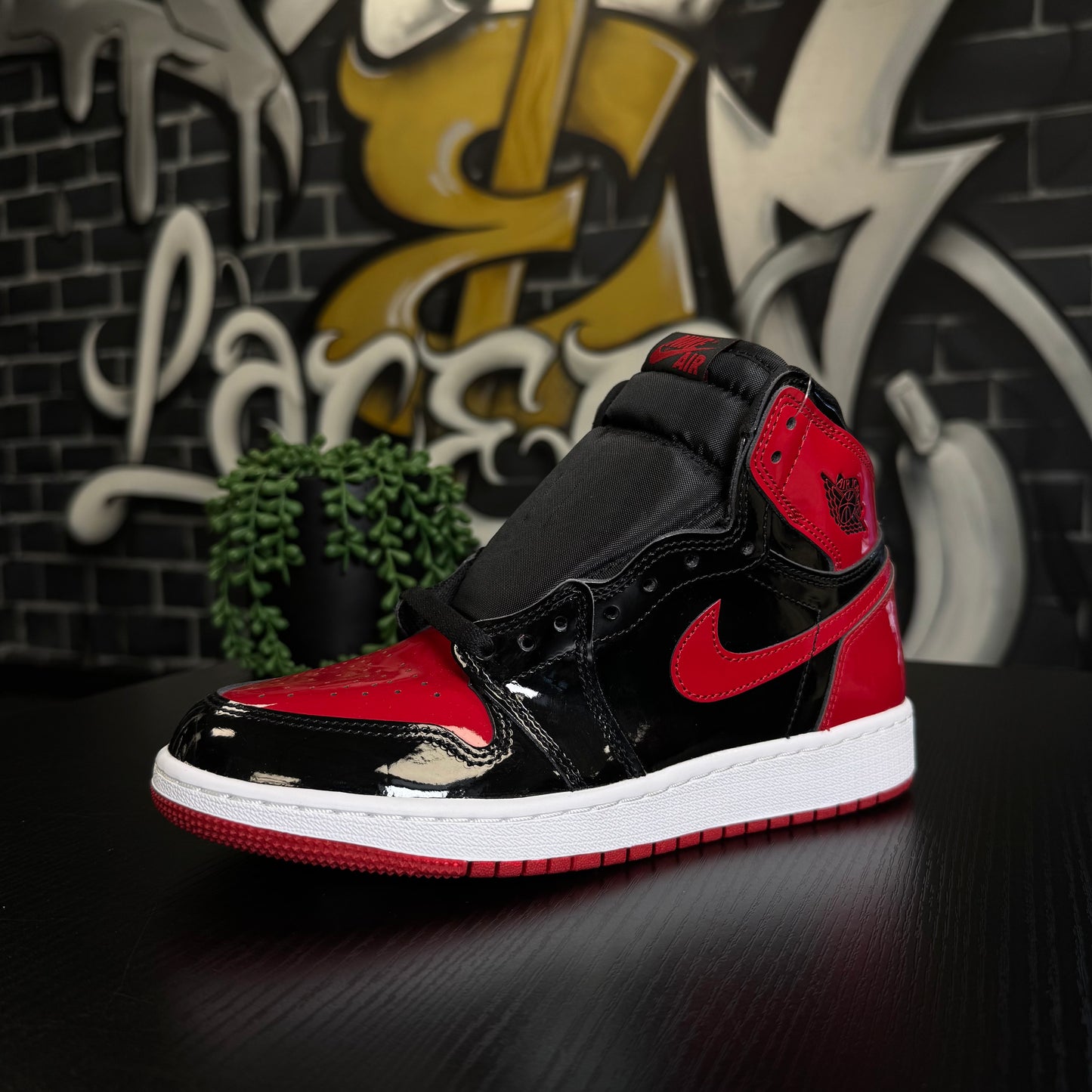 Jordan 1 High Patent Bred