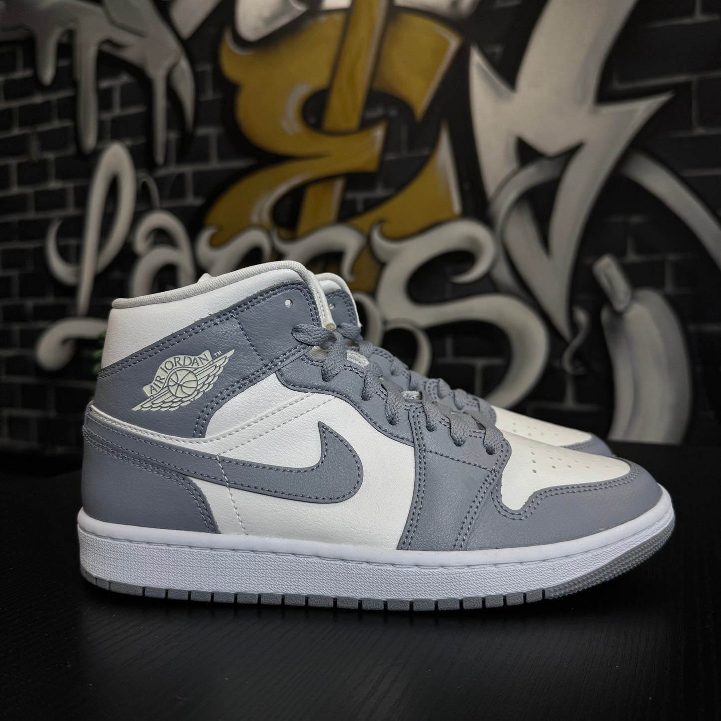 Jordan 1 Mid Stealth Grey