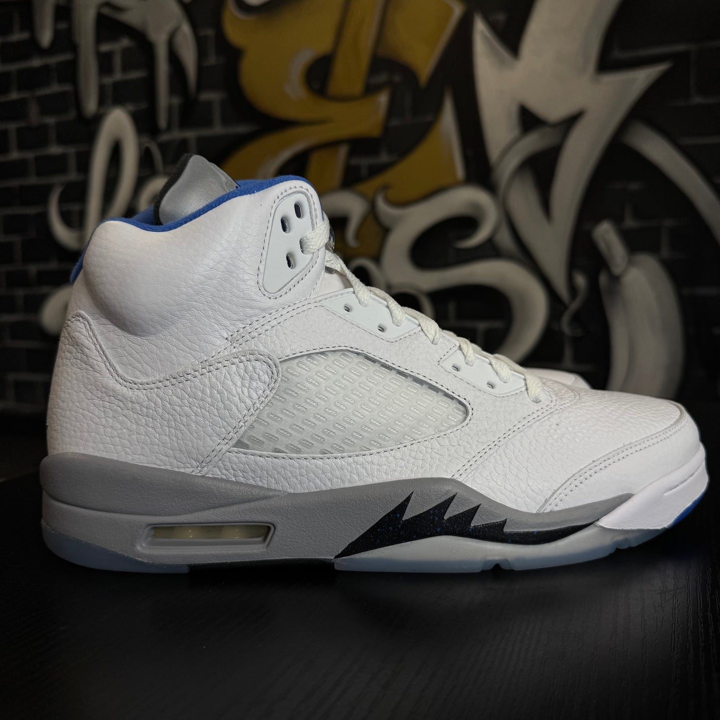Jordan 5 Stealth (2021)