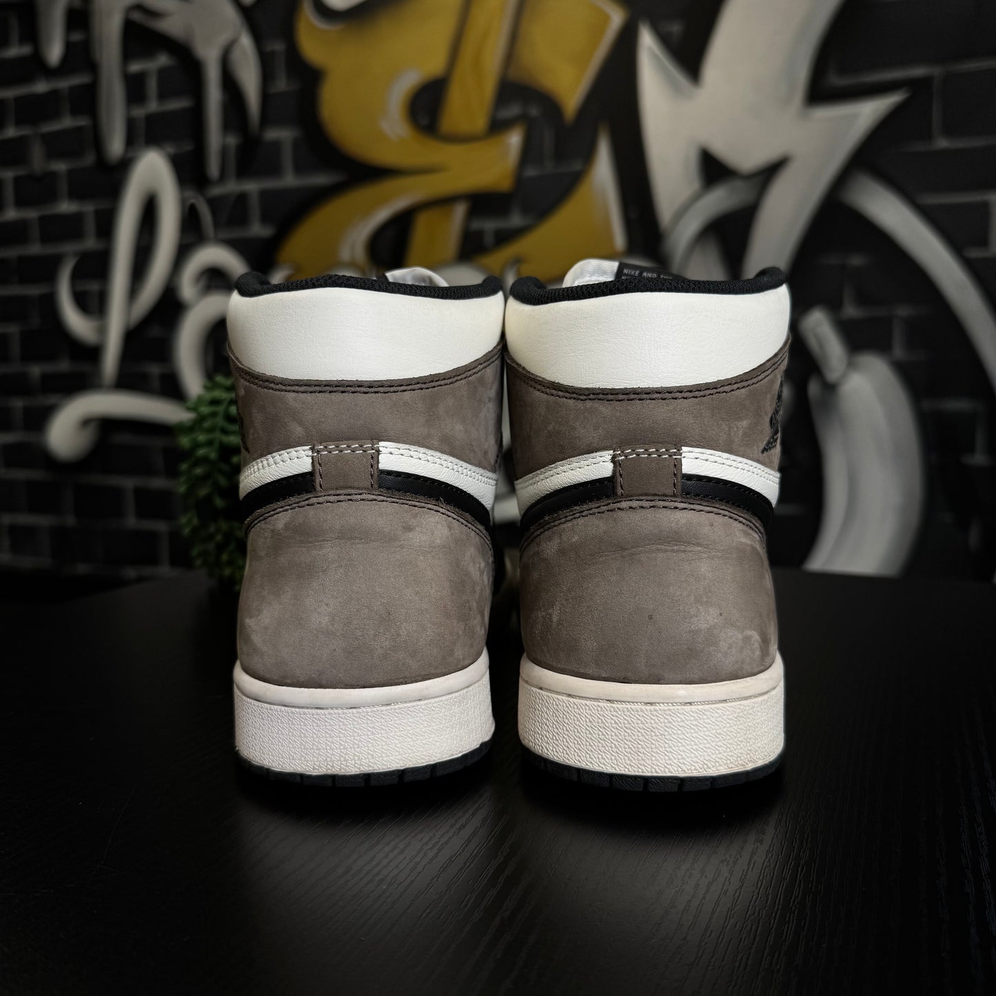 Jordan 1 High Dark Mocha