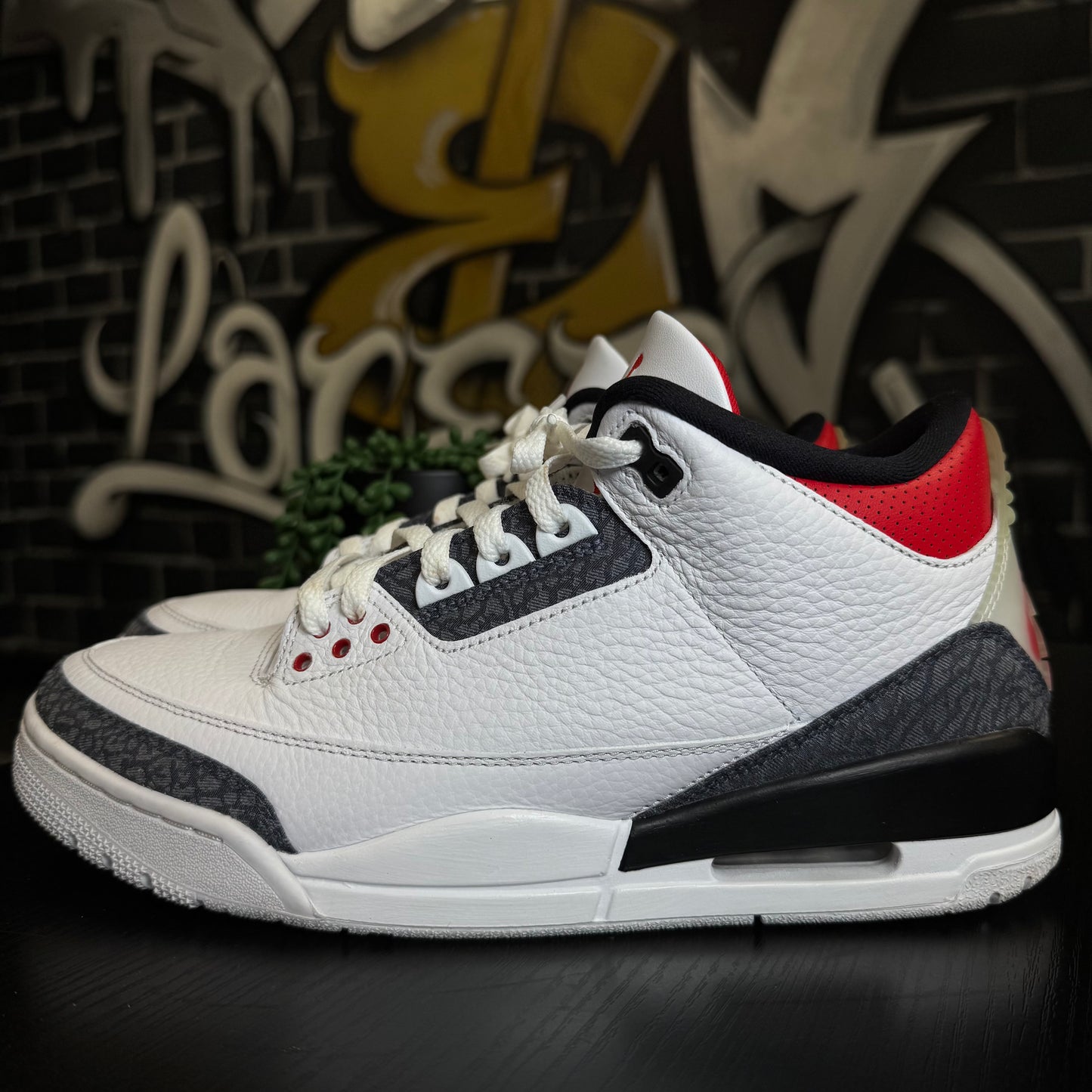 Jordan 3 SE Fire Red Denim