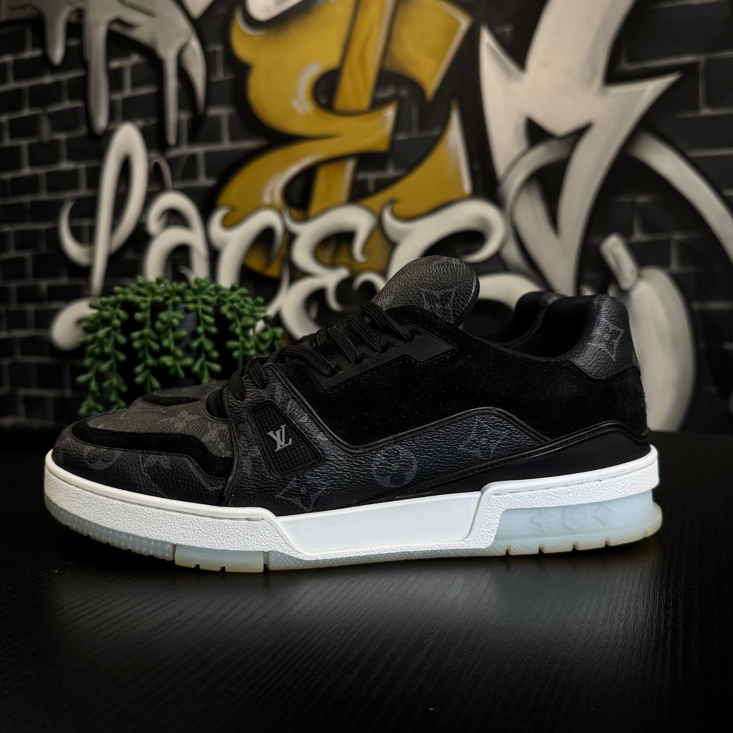 Louis Vuitton Trainer Monogram Black
