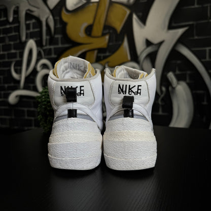 Nike Blazer Sacai Mid White Grey