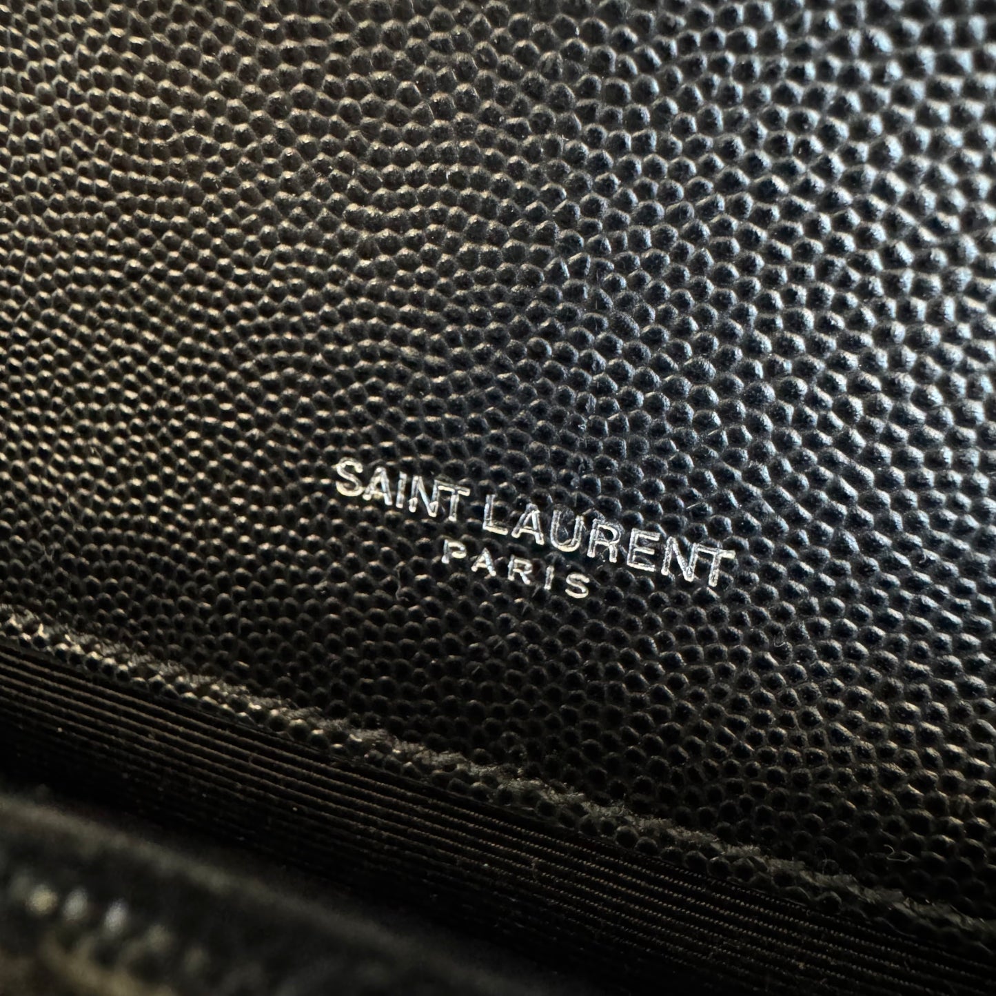 Saint-Laurent Envelope Medium Quilted Textured-Leather Shoulder Bag Black/Silver