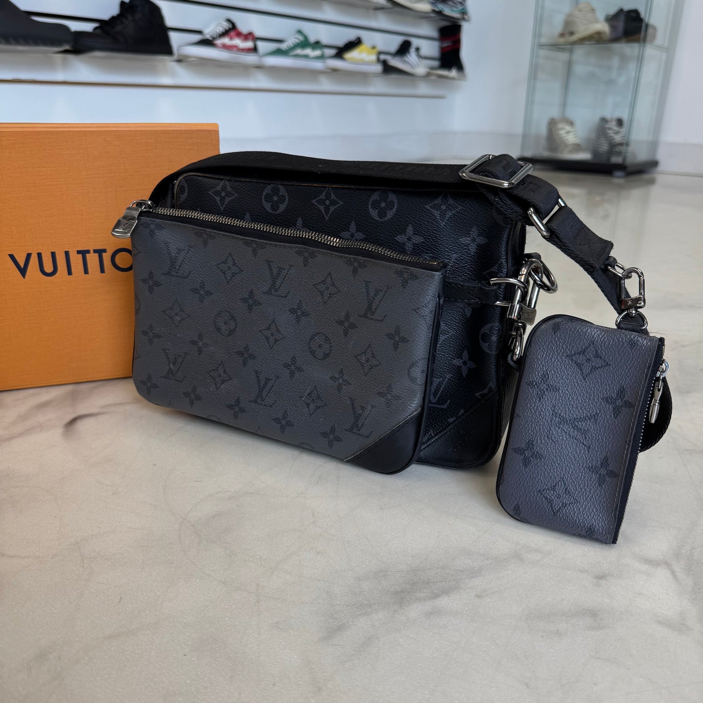 Louis Vuitton Trio Messenger Bag