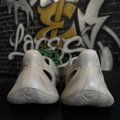 Yeezy Foam RNNR Stone Sage