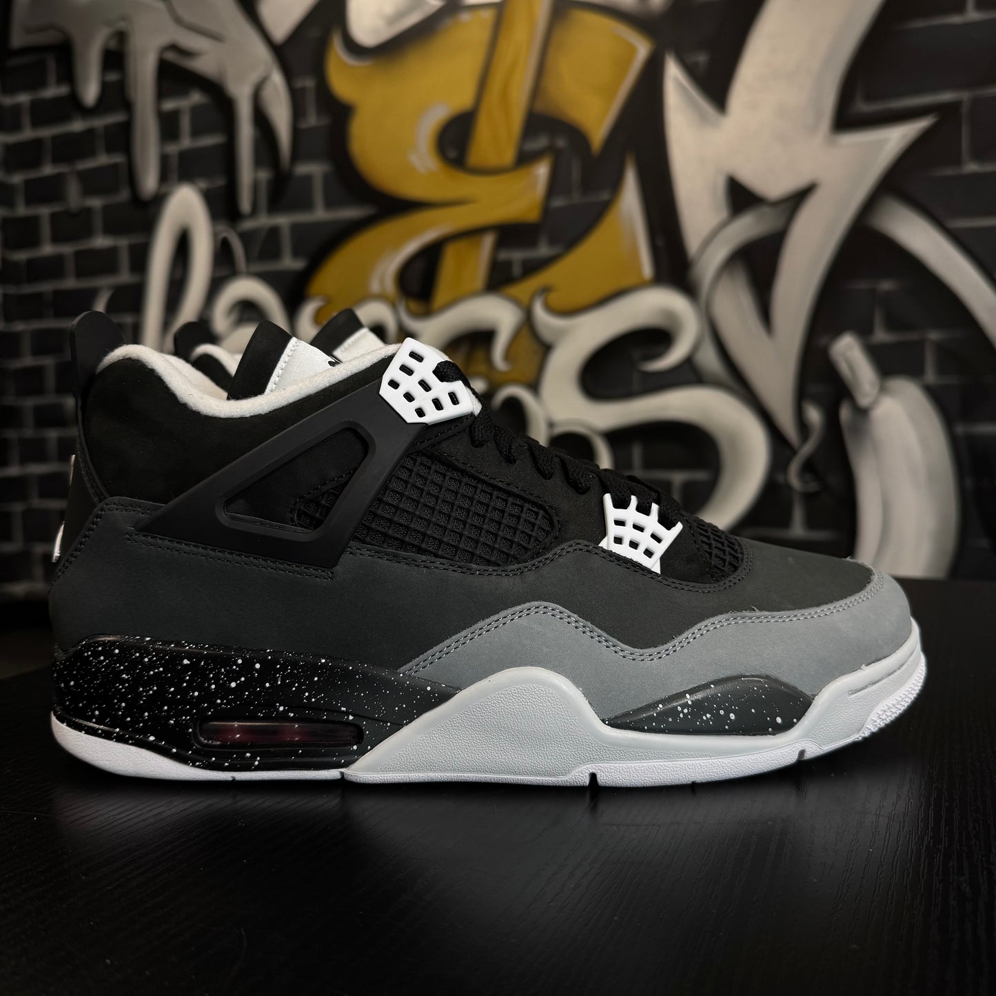 Jordan 4 Fear (2024)