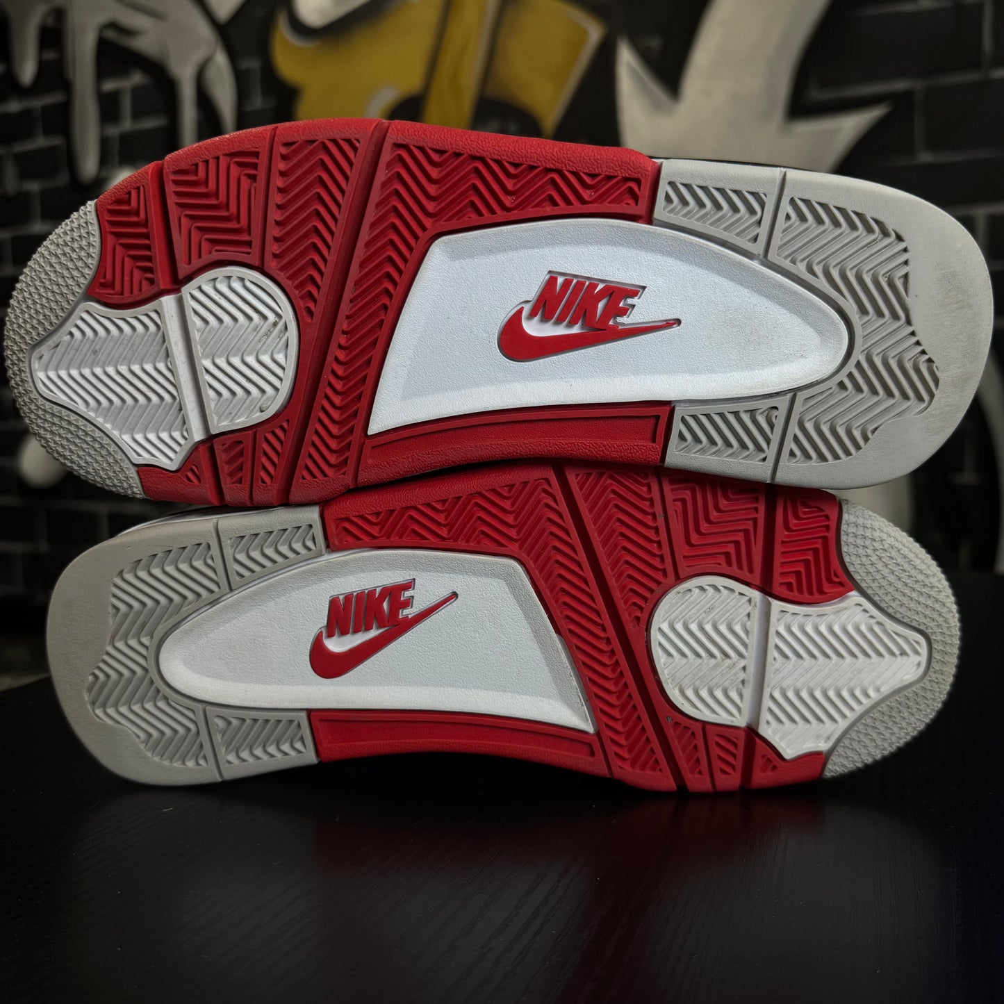 Jordan 4 Fire Red (2020)