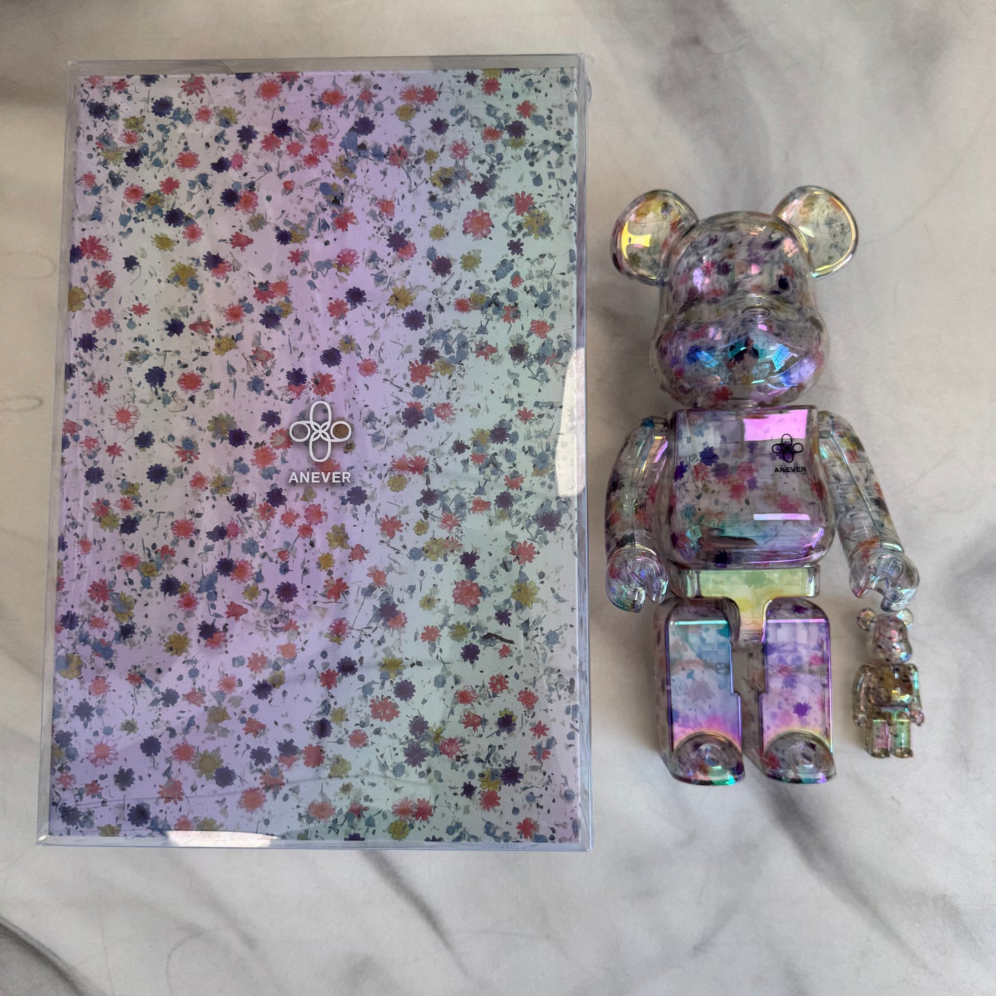 Bearbrick Anever 400% & 100%