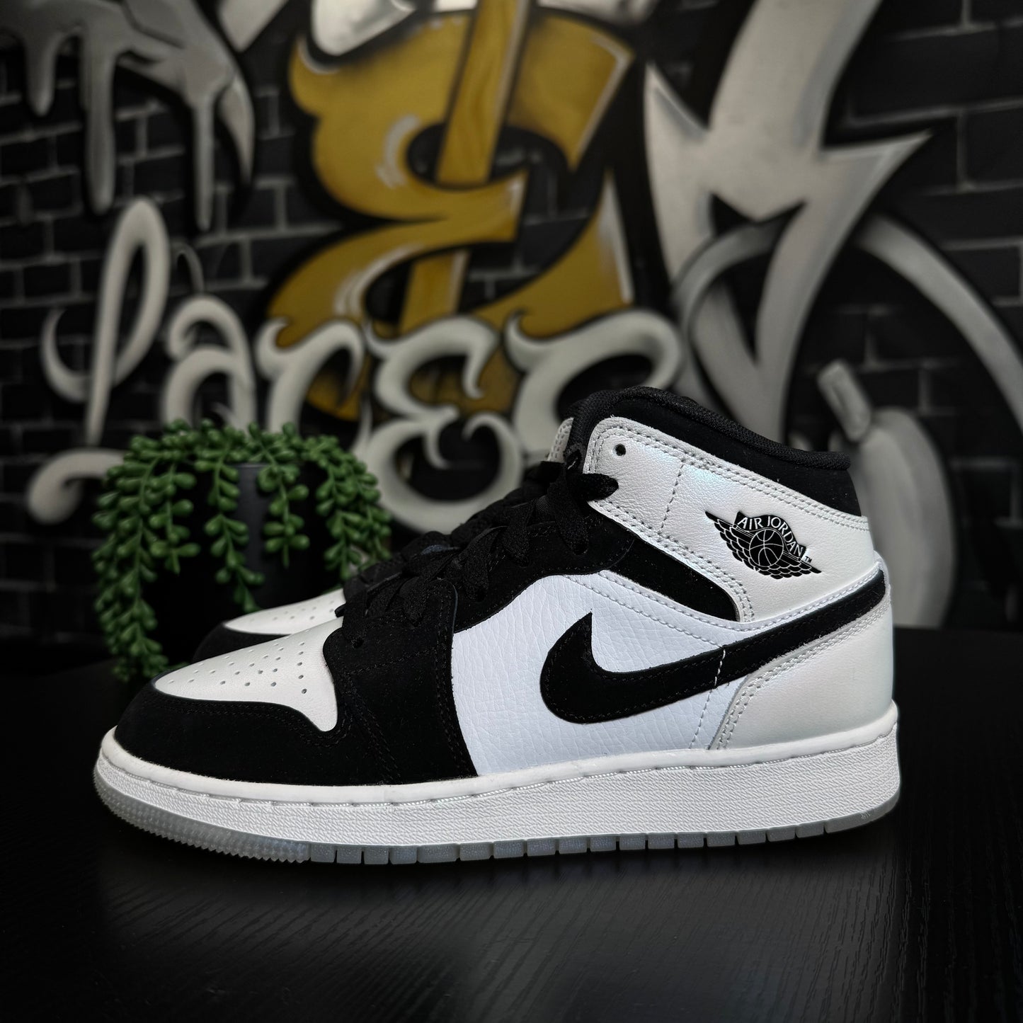 Jordan 1 Mid Diamond Shorts