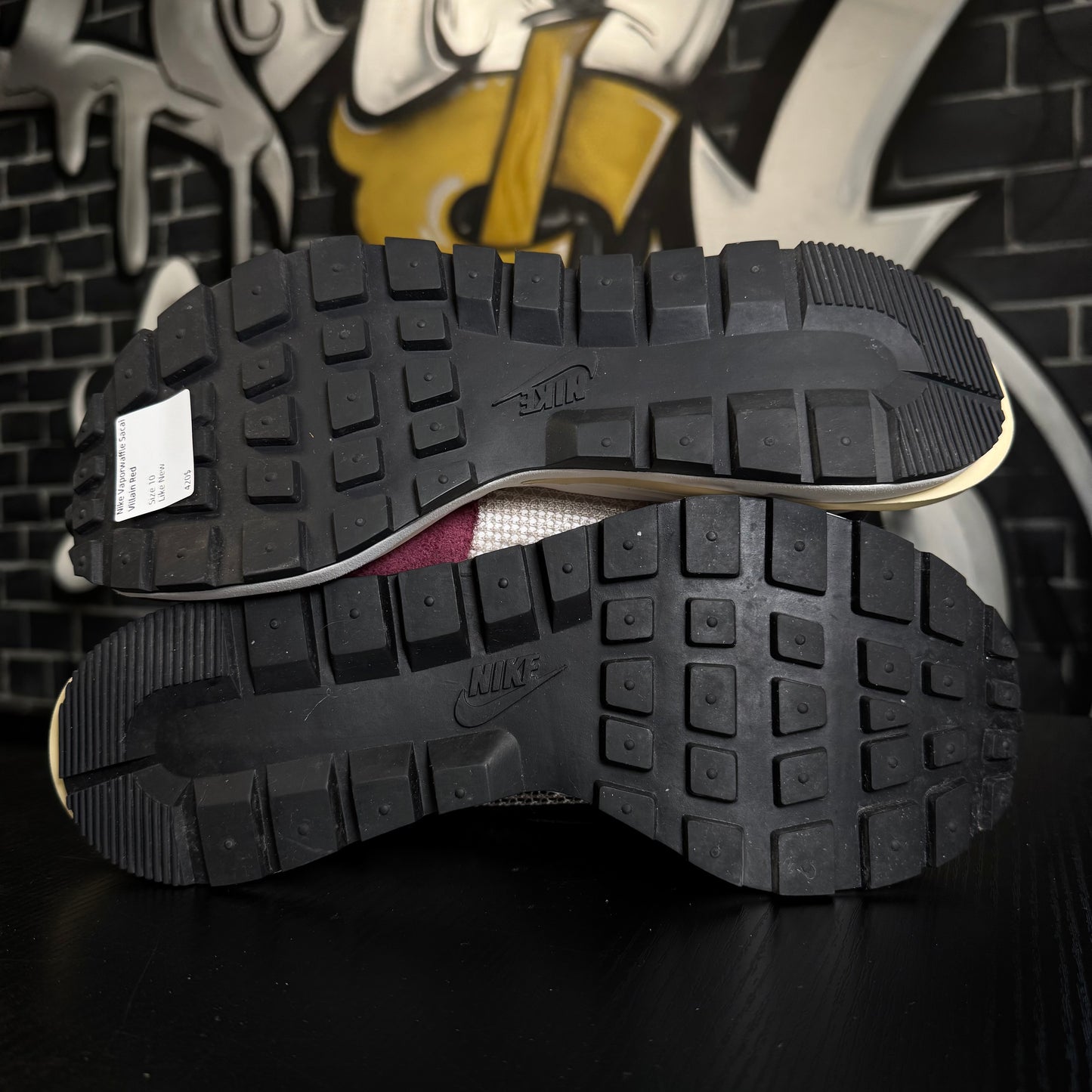 Nike Vaporwaffle Sacai Villain Red