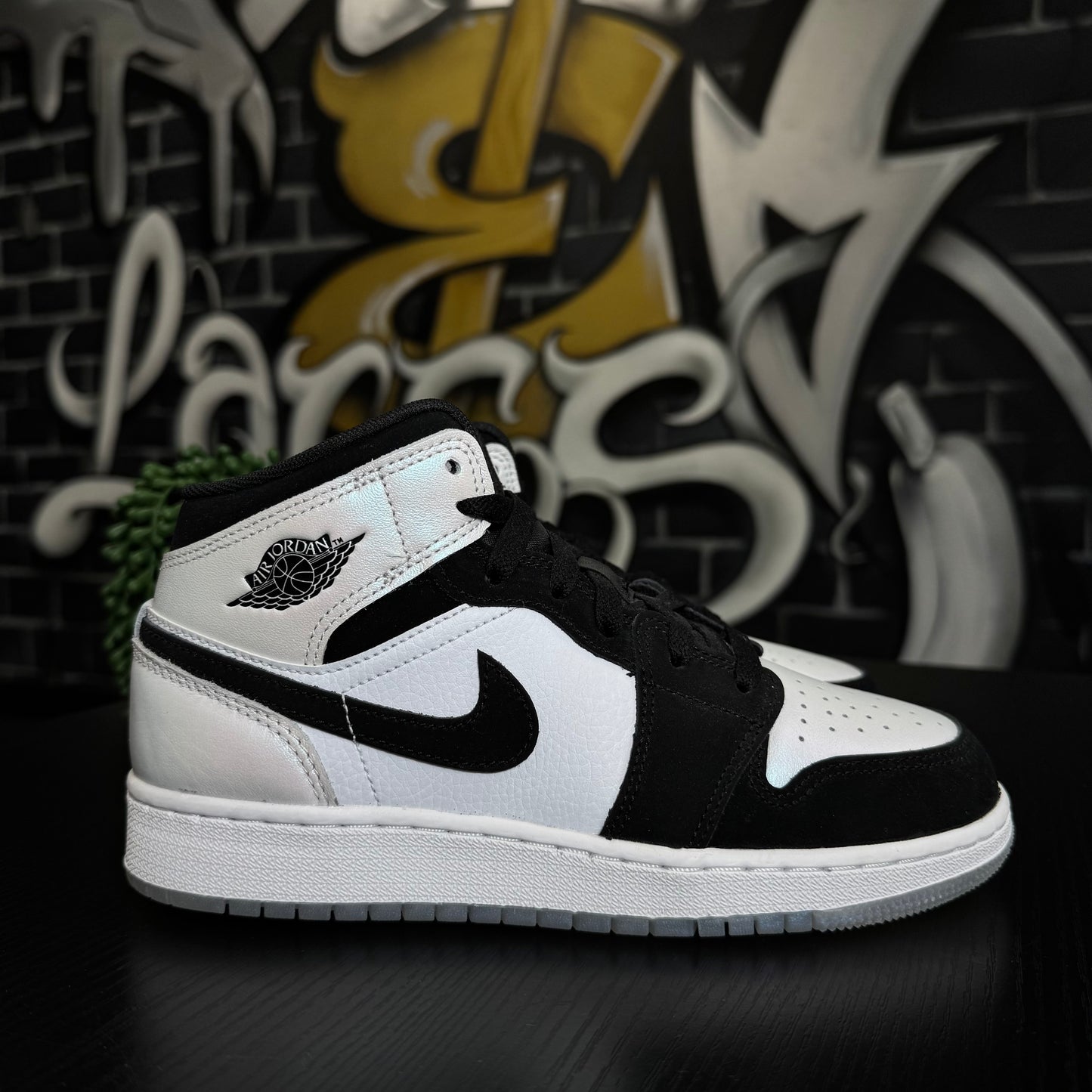 Jordan 1 Mid Diamond Shorts