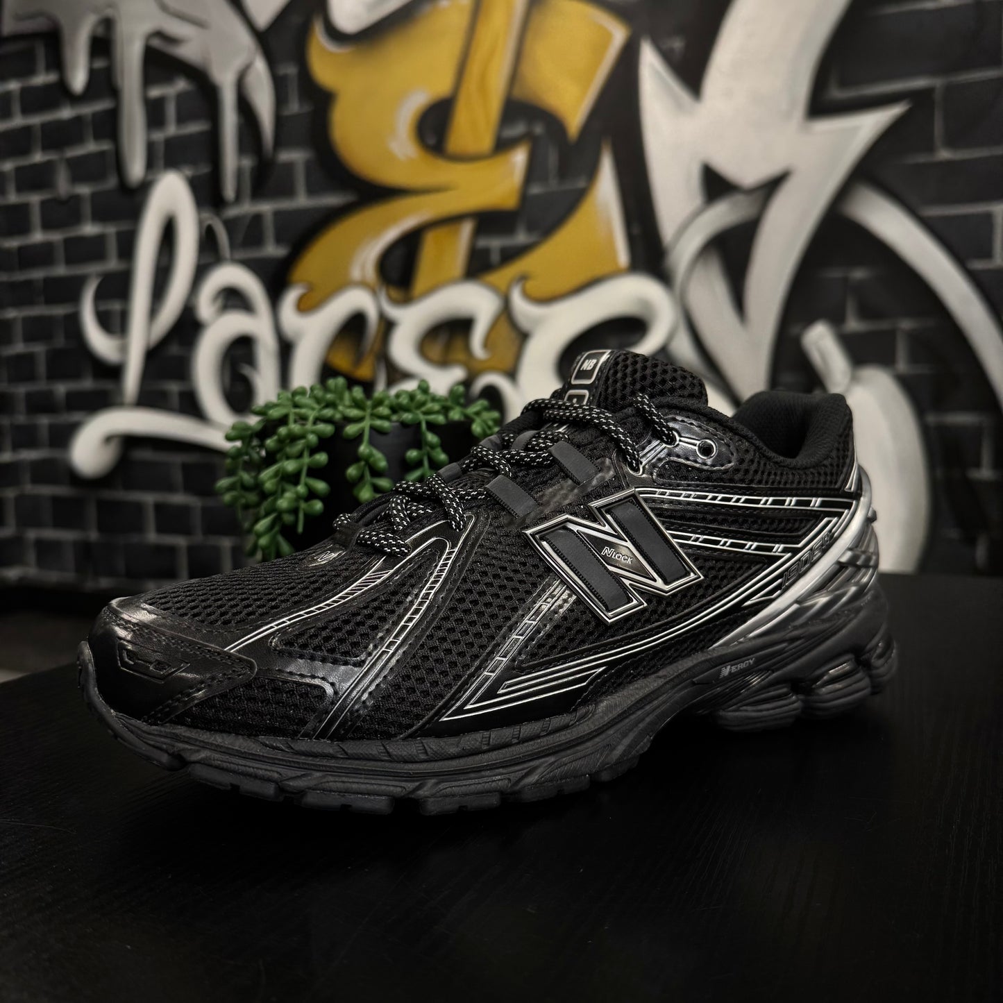 New Balance 1906R Black Silver