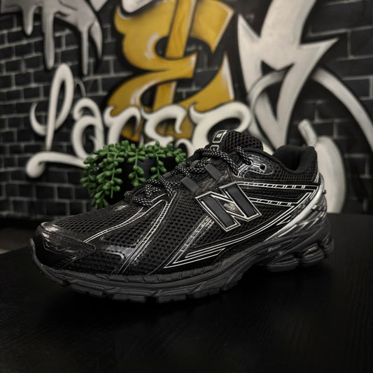 New Balance 1906R Black Silver