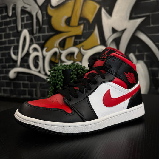 Jordan 1 Mid Fire Red