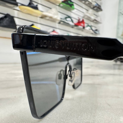 Louis Vuitton Cyclone Metal Sunglasses Black