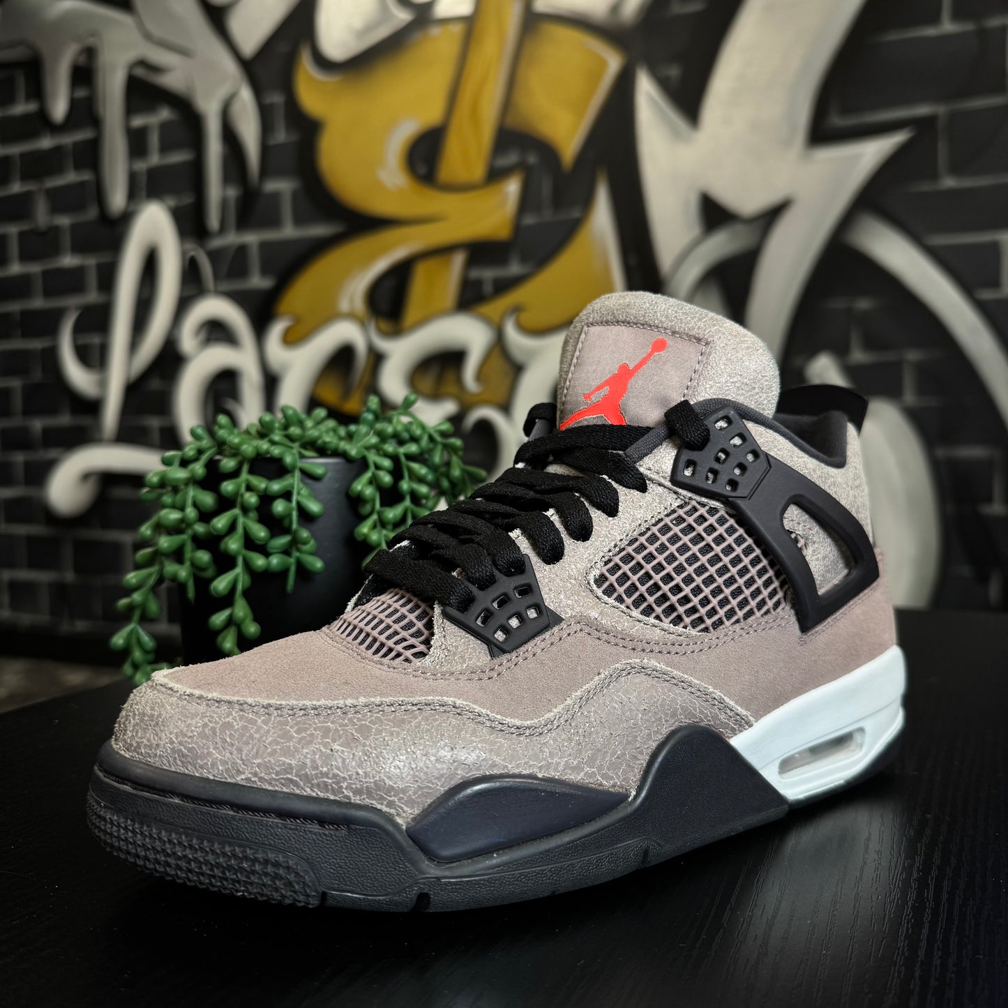 Jordan 4 Taupe Haze
