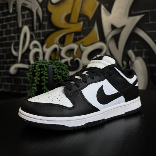 Nike Dunk Low Panda