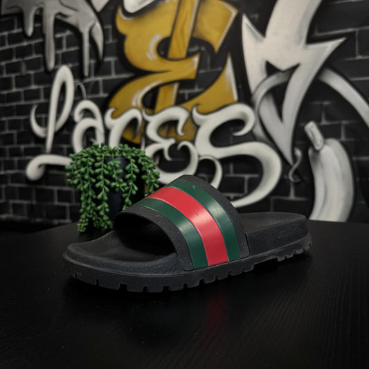 Gucci Trek Slides Black
