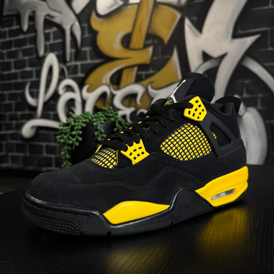 Jordan 4 Thunder