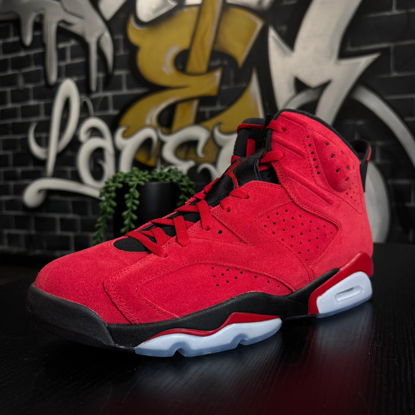 Jordan 6 Toro Bravo