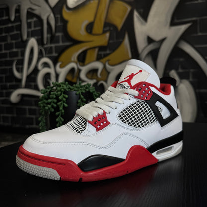 Jordan 4 Fire Red (2020)