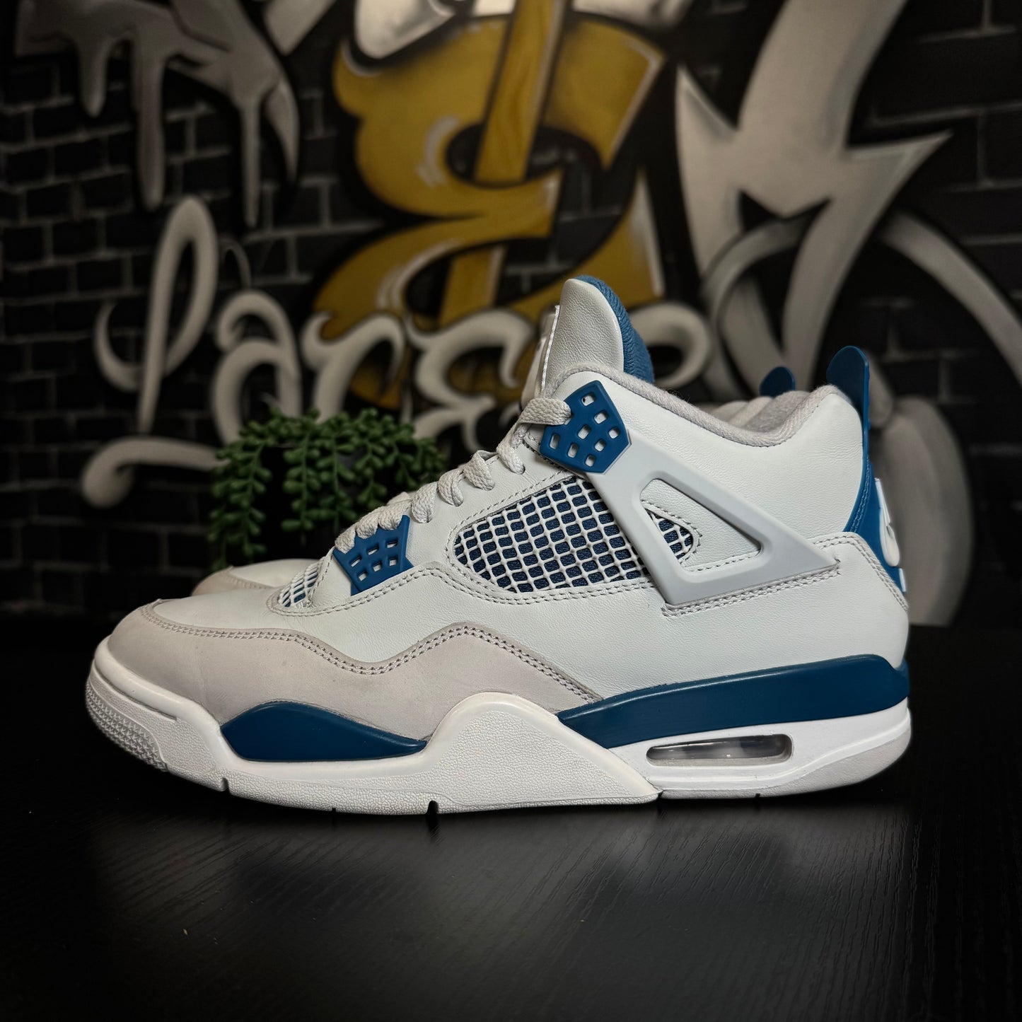 Jordan 4 Military Blue