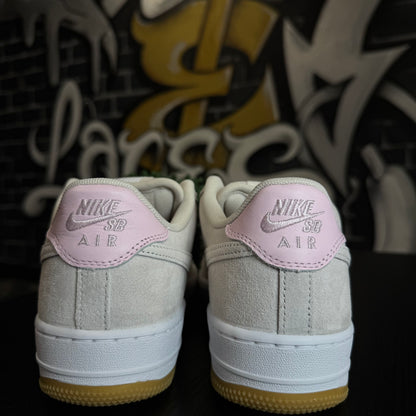 Nike Air Force 1 Low SB Light Orewood Marron Rose