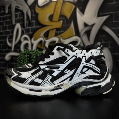 Balenciaga Runner White Black