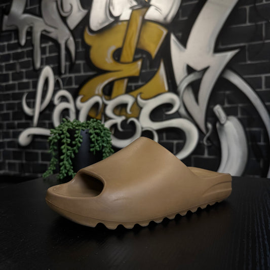 Yeezy Slide Core