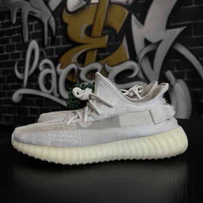 Yeezy 350 V2 Bone