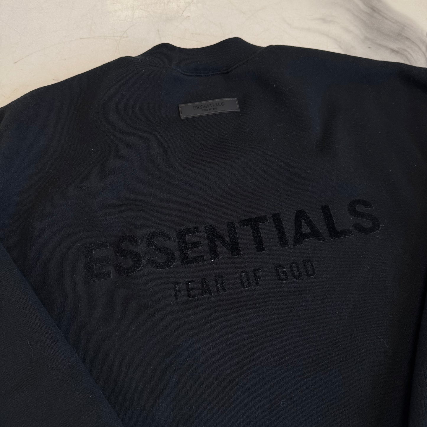 Essentials Crewneck Stretch Limo