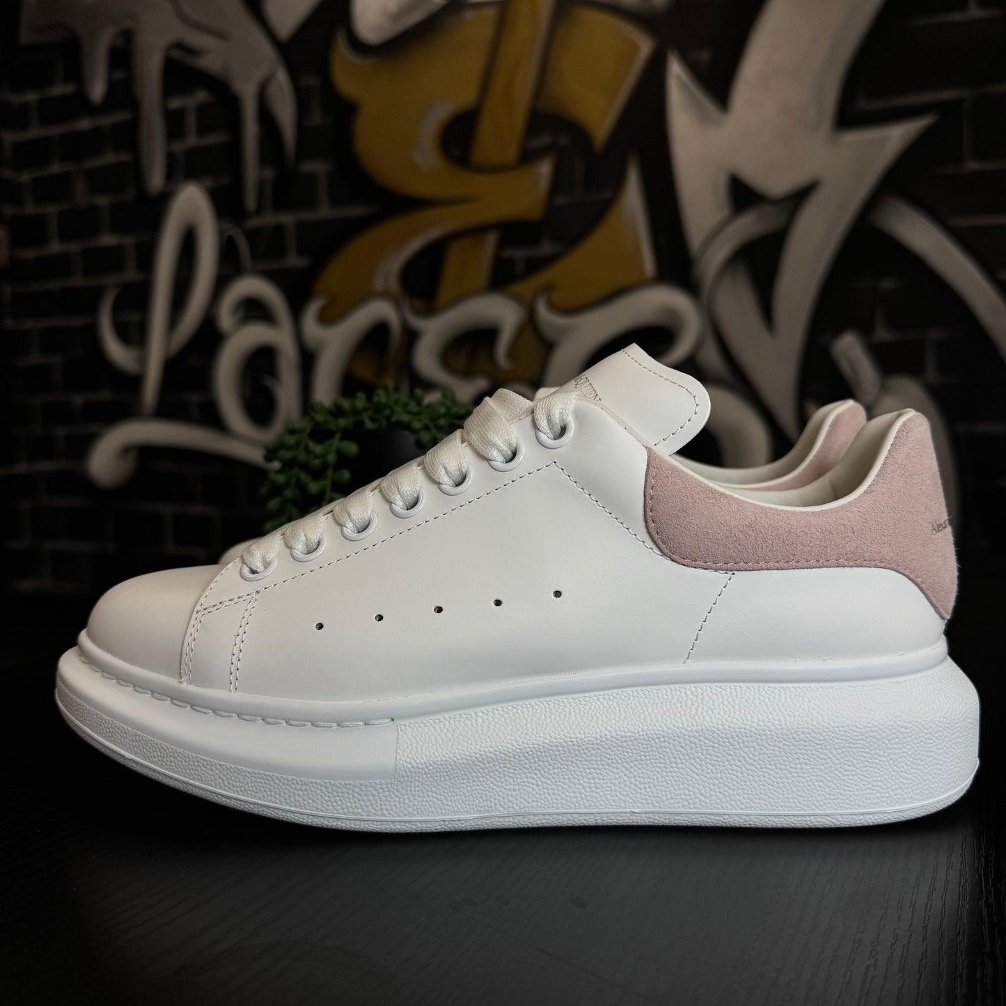 Alexander McQueen Oversized Sneakers Patchouli