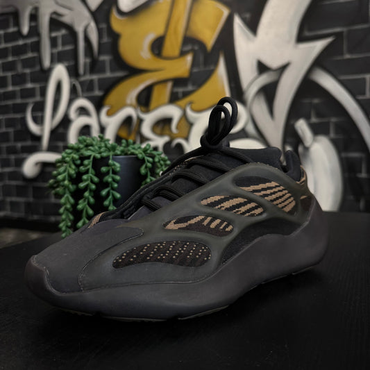 Yeezy 700 V3 Clay Brown