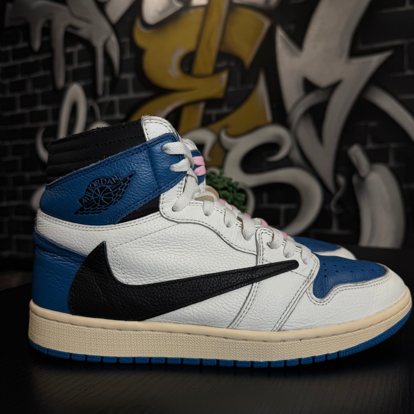 Jordan 1 High SP Travis Scott Fragment