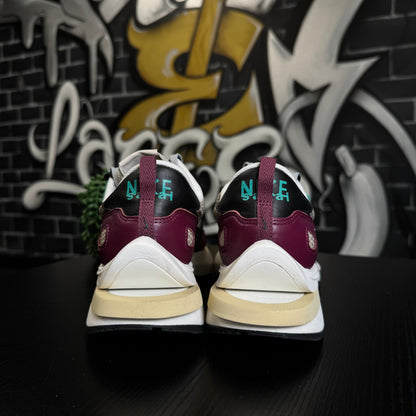 Nike Vaporwaffle Sacai Villain Red