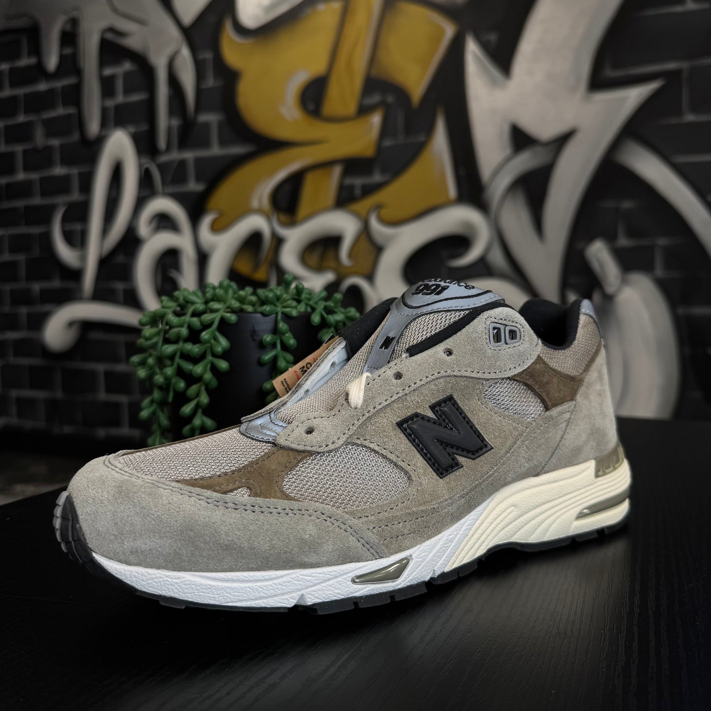 New Balance 991 MiUK JJJJound Olive