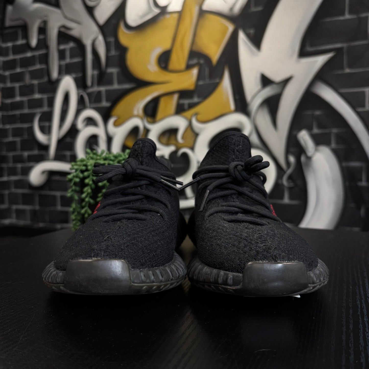 Yeezy 350 V2 Bred