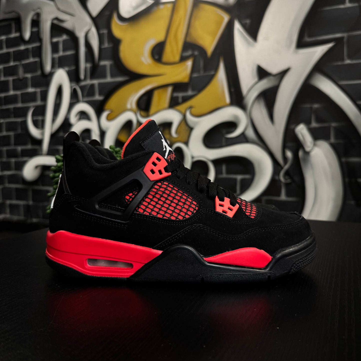 Jordan 4 Red Thunder
