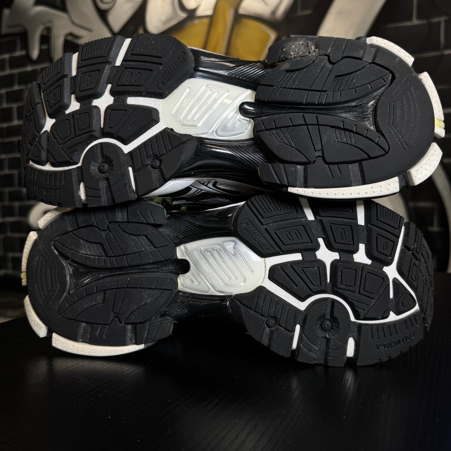 Balenciaga Runner White/Black