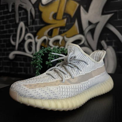 Yeezy 350 V2 Lundmark