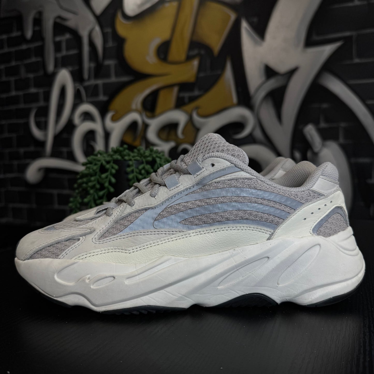 Yeezy 700 V2 Static