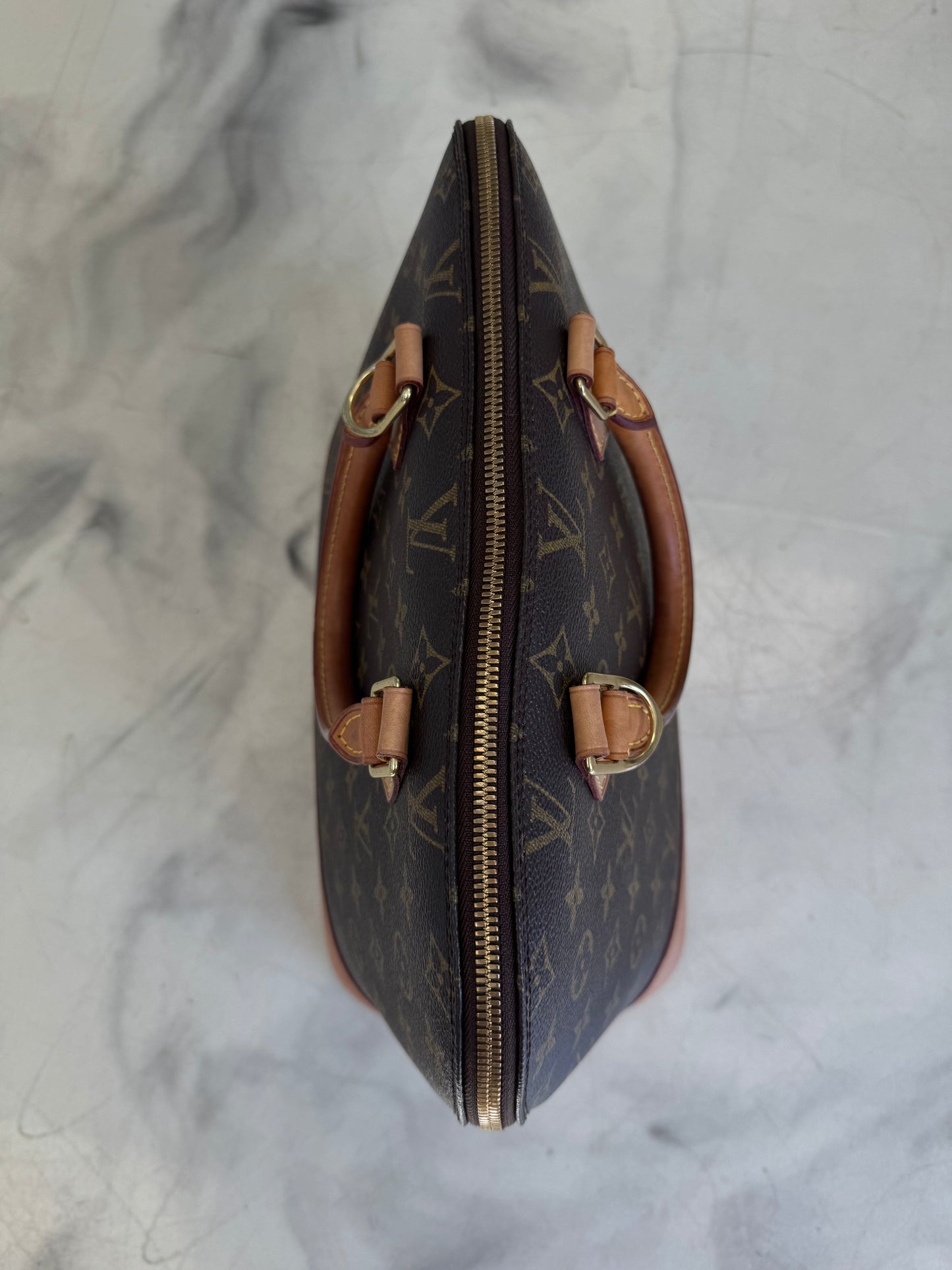 Louis Vuitton Alma PM