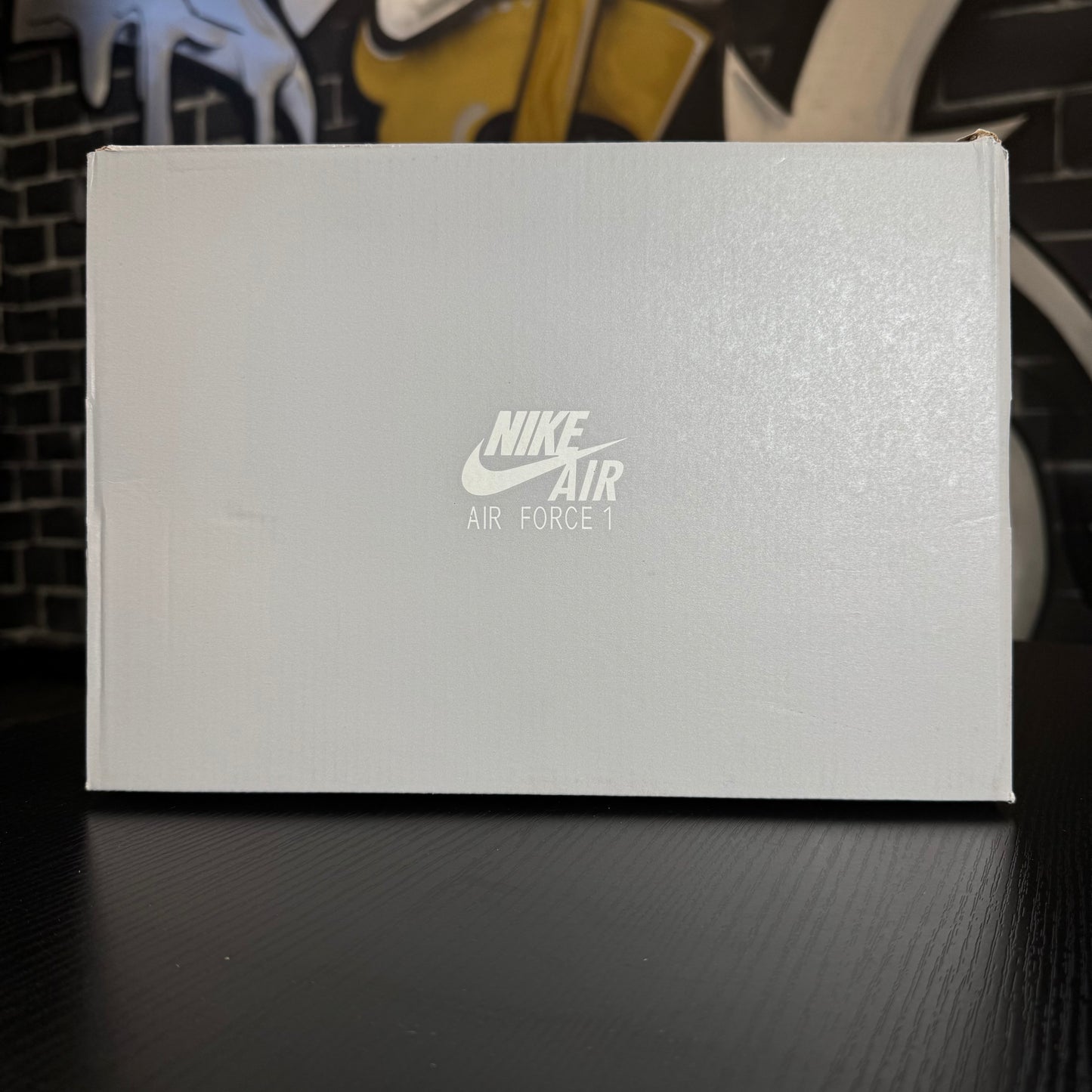 Nike Air Force 1 LE